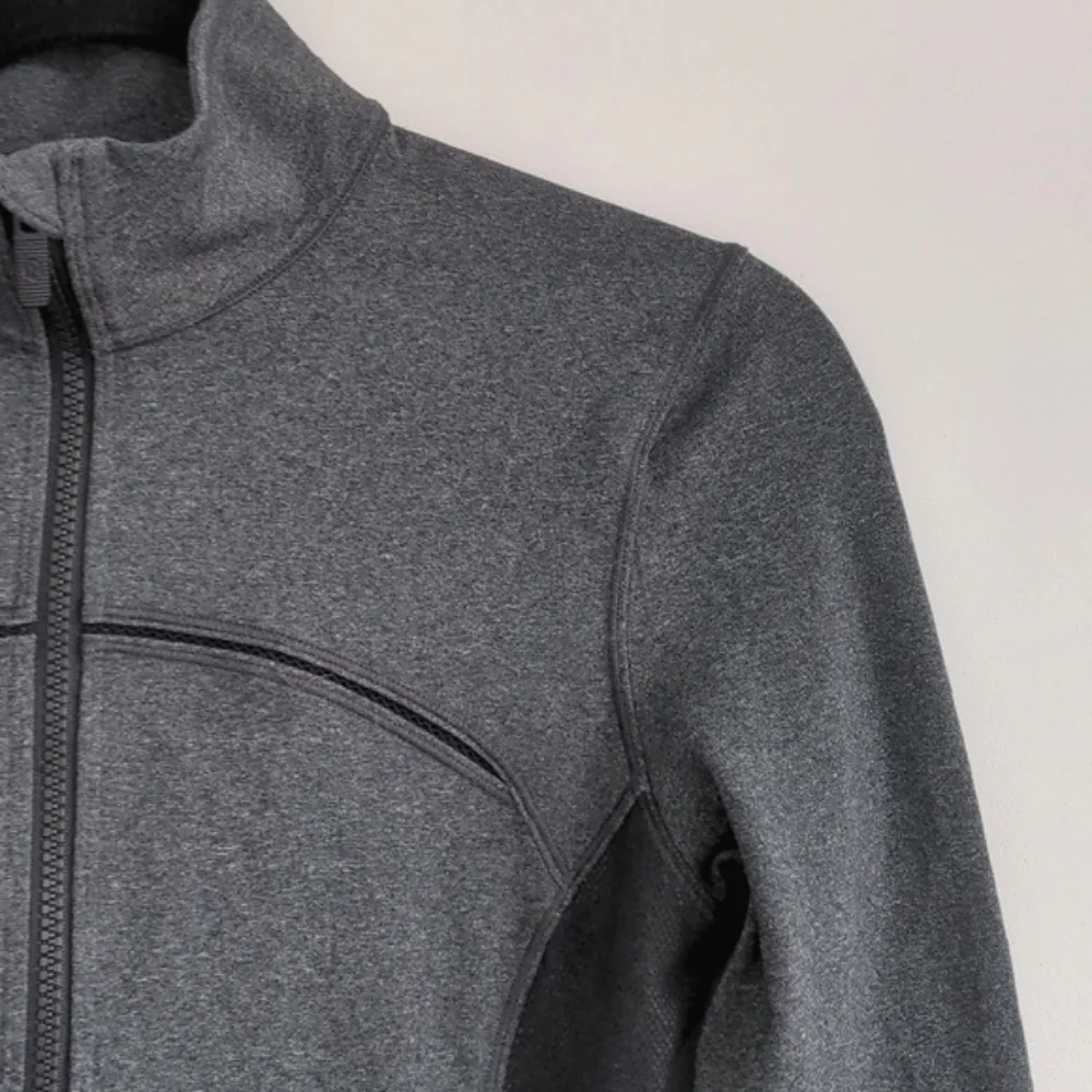 Lululemon Mesh Is More Jacket, Heathered Black, Womens Size 6 - Picture 6 of 12